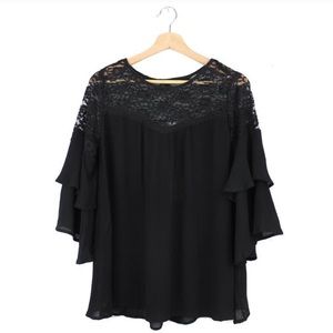 🔥LAST ONE 🔥New, Beautiful, Black Bell Sleeve Top